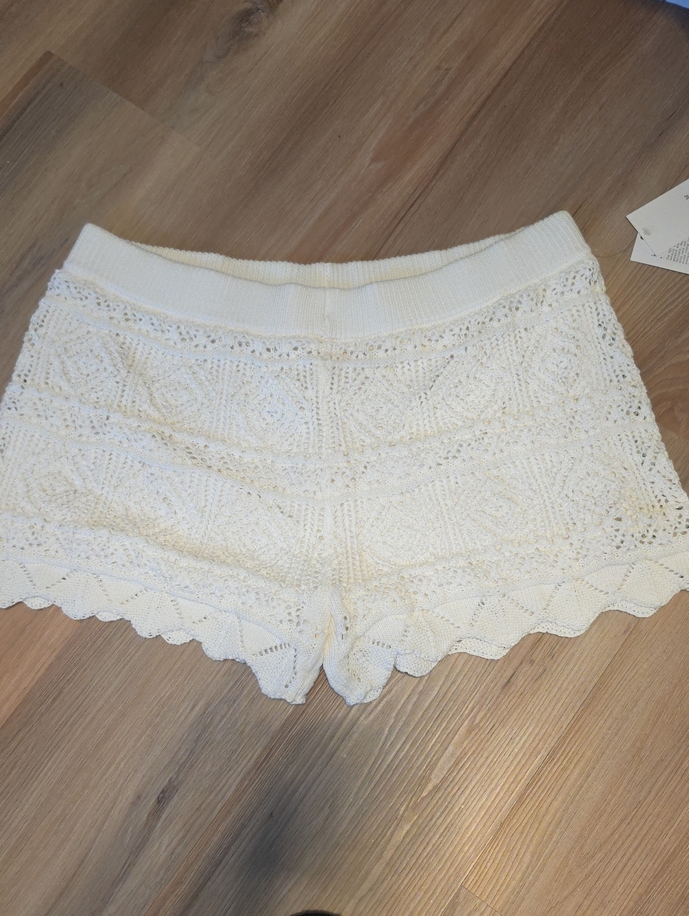 White Crochet Knit Women’s Shorts